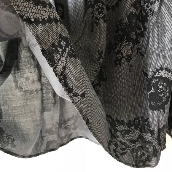 V. S. PINK Skater Skirt Size Medium - Picture 4 of 7